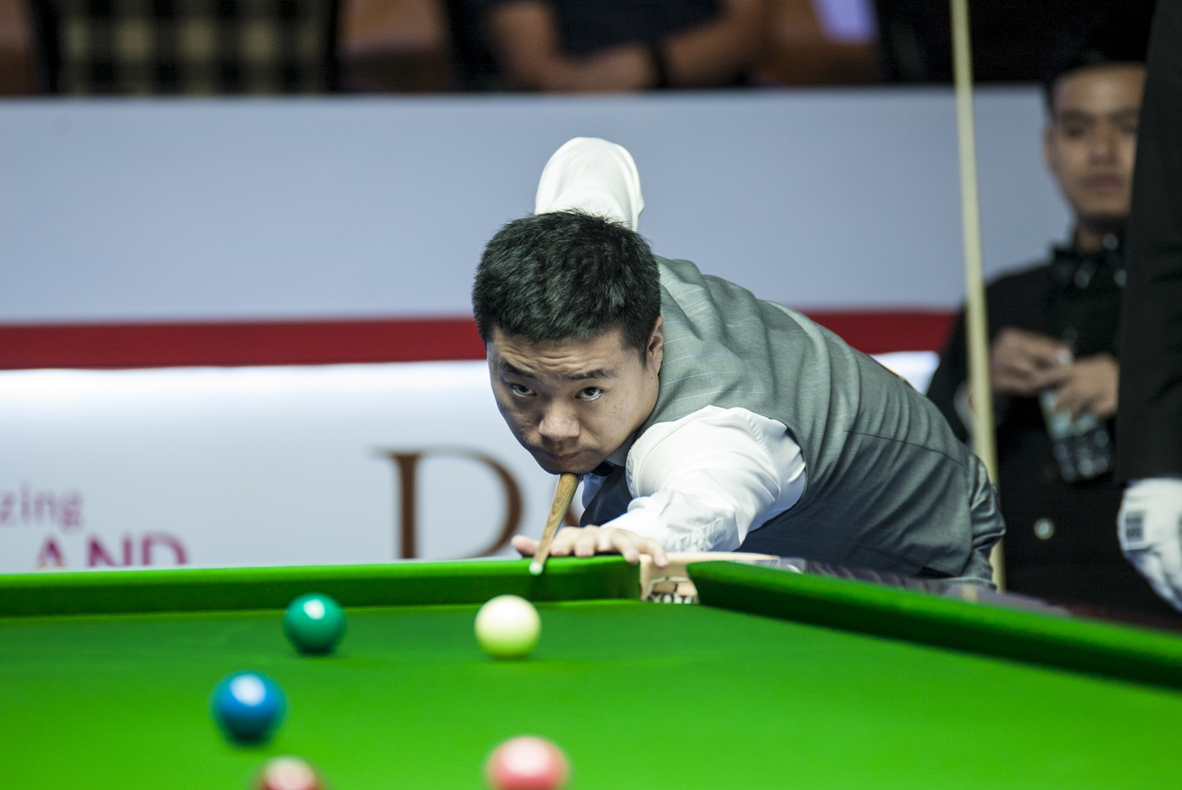 湖人在首轮 湖人在首轮