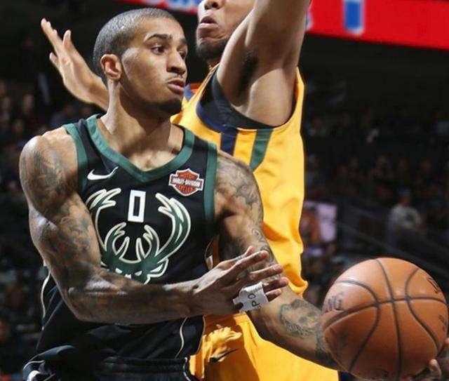 更衣室偶有 更衣室偶有