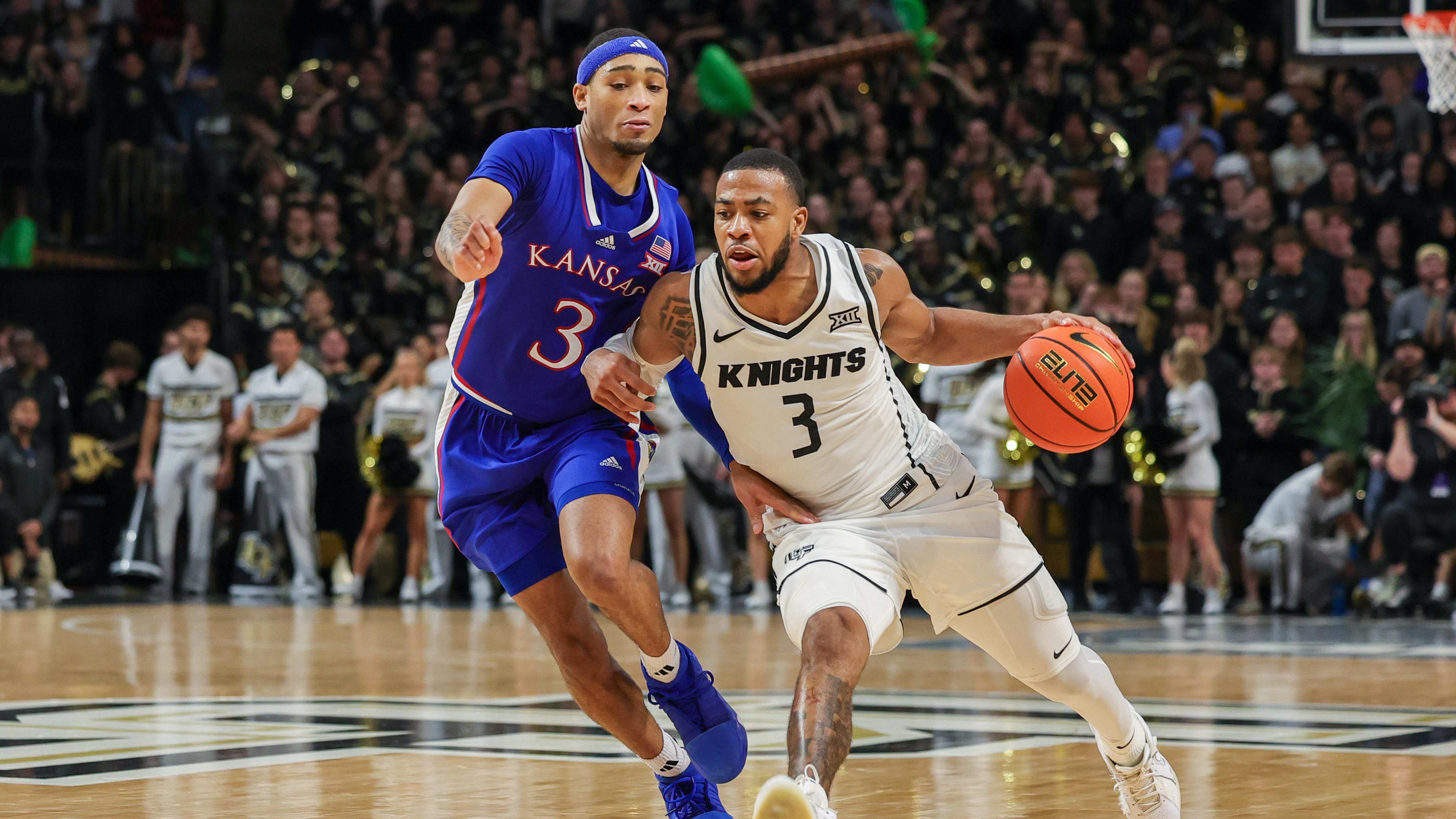 并配合球员 并配合球员